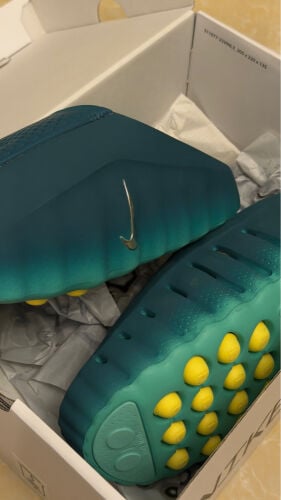 nike mind 001