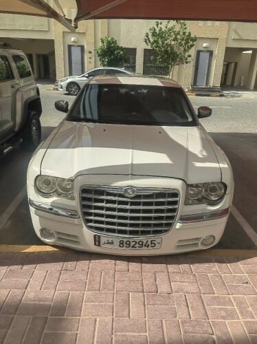 كرايسلر 300 5.7 هيمي
