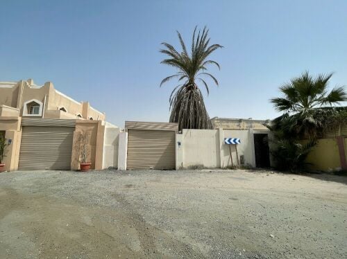 للايجار باطن.بيت ارضي