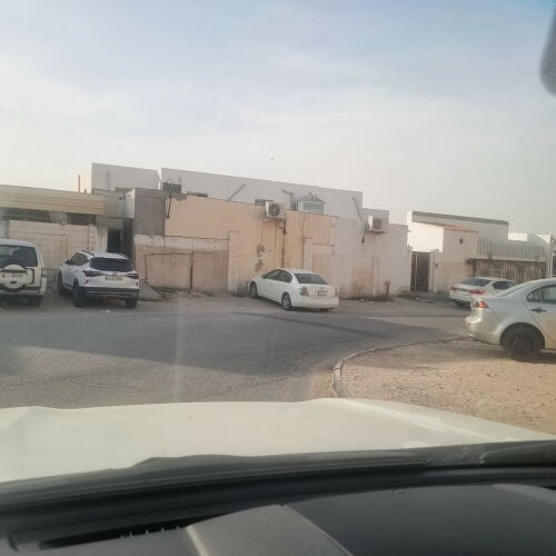 للبيع بيت في ابوسدرة بمدخول ممتاز