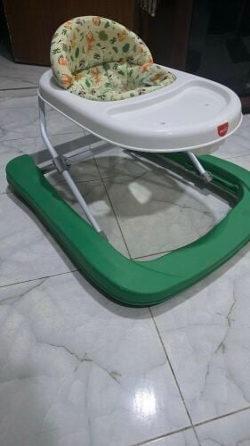 baby walker