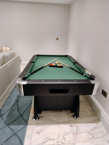 Billiard table 7 feet