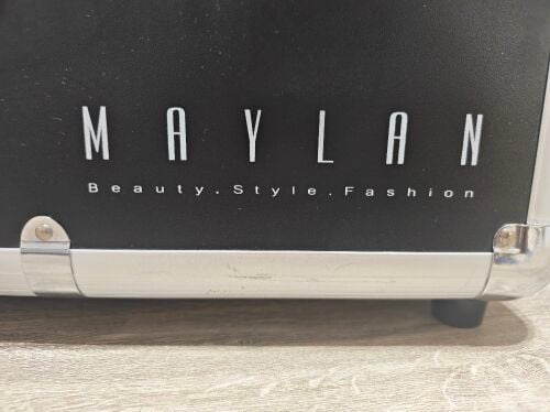 MAYLAN makeup artists bag.