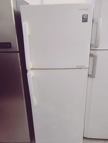 sumsung fridge for sale free  deli