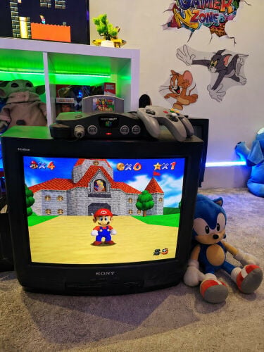 Sony Trinitron CRT TV