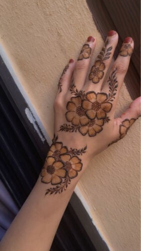 henna artist