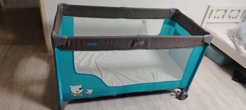سرير اطفال