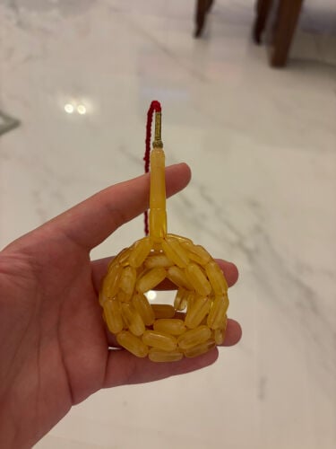 مسباح كهرم 
