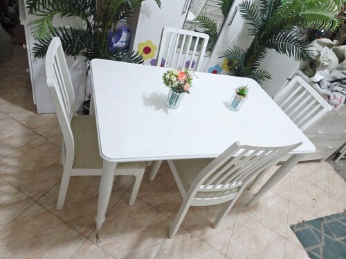 Ikea 4 chair daining table 