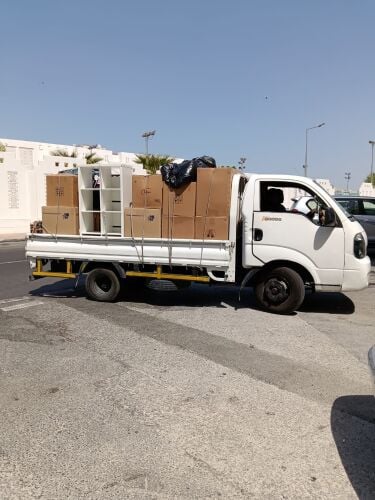 نقل عفش وفك وتغليف وتركيب واثاث ا