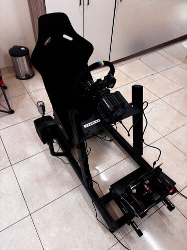 fanatec 8nM semi Racing