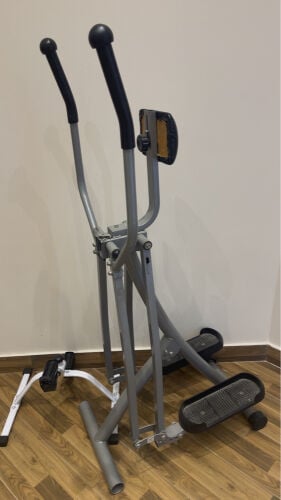 stationary bike 