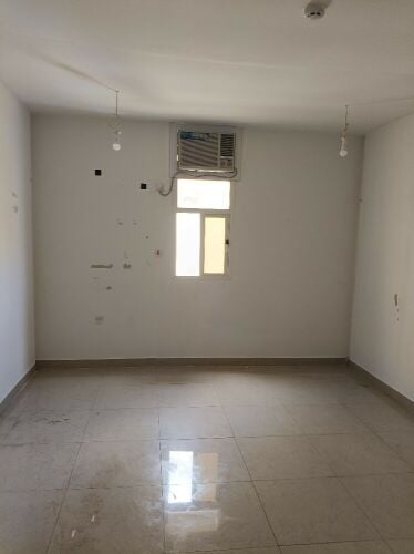 53 غرفة سكن موظفين المزروعة أم صل