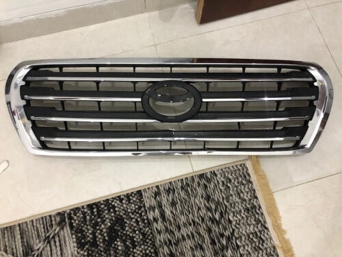 Toyota Land Cruiser Grill 