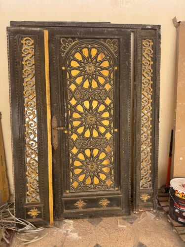 أبواب حديد