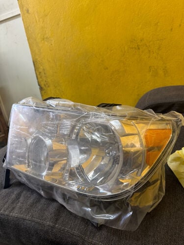 tundra headlight