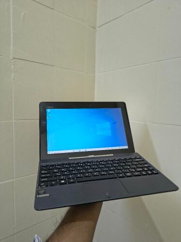 Asus 2 in 1 Touch Laptop