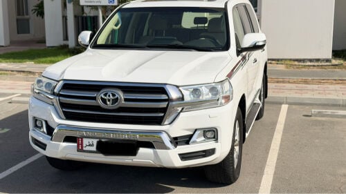 Toyota Land Cruiser GXR V8 – 2020