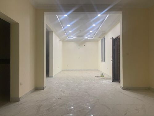 للايجار فيلا تجاري بالعزيزيه