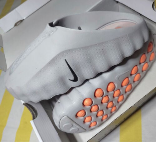 Nike mind 001
