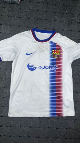 تيشرتات برشلونة 