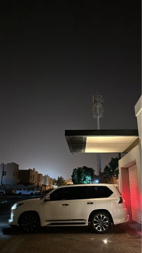 للبيع لكزس  او للبدل 