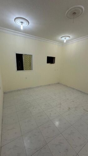 شقه في سيلية الحيران
