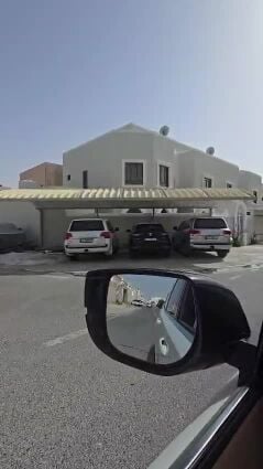 للبيع فلتين متلاصقتين فى ام صلال