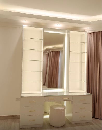 Carpenter & Aluminum Glass Work 