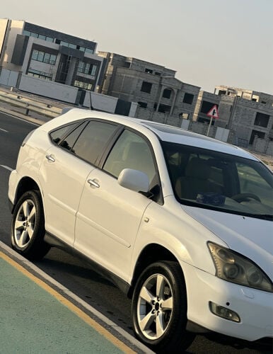 للبيع لكزس ار اكس 350 موديل 2007