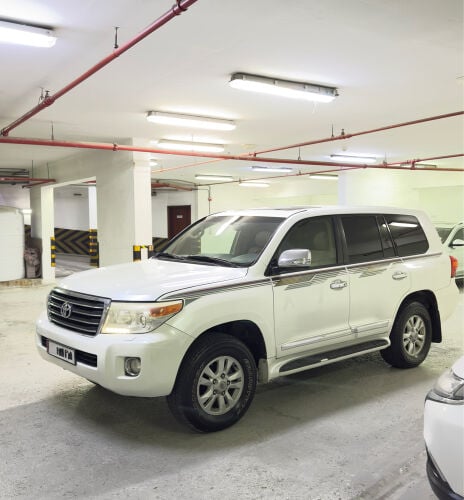 gxr v8 Land Cruiser 