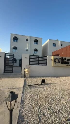 للإيجار فيلا ادارية تجاري في مريخ