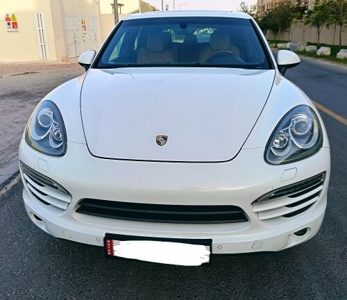 2013 Porsche Cayenne S (V6)..