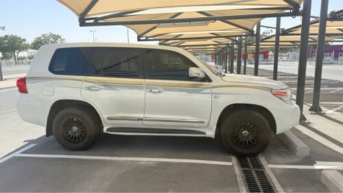Landcruiser 2012 VXR V8 for sale