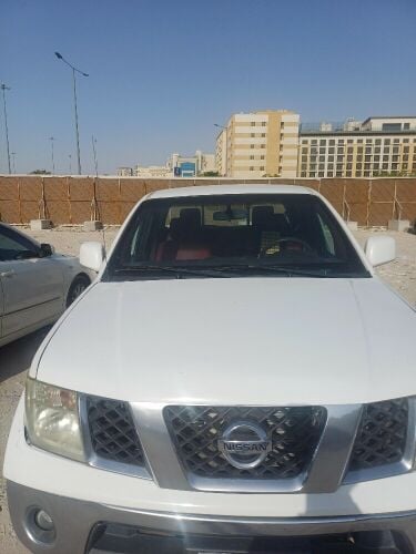 Nissan navara 2013 for sell
