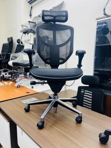 Used office chair 55457916