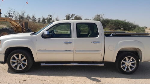 +974 5044 4722