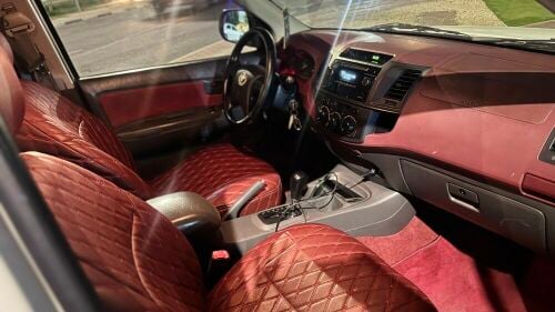 Toyota hilux 2.7 automatic