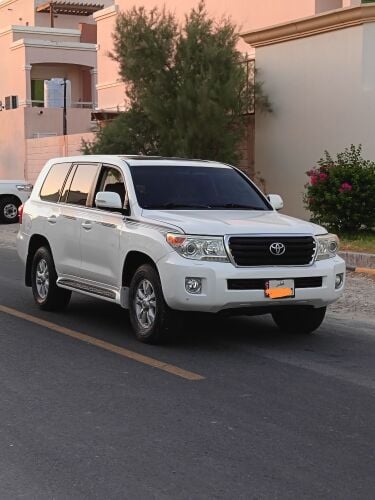 تويوتا لاندكروزر جي اكس ار 2014