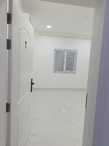 للايجار بالريان غرفه و صاله و حما