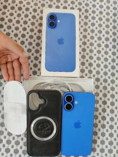 iphone 16 /128 good condition