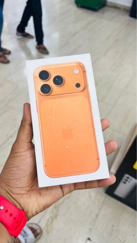 IPhone 17 pro New 256 GB 