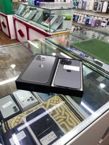ايفون 13برو حجم 512جيجا  