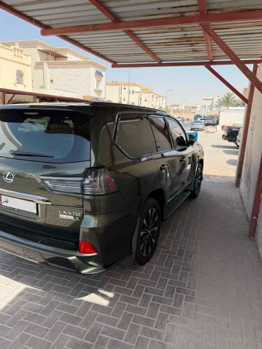 لكسز 570اس بلاك اديشن