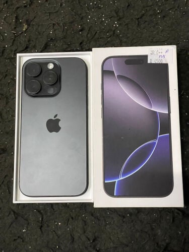 I phone 16 pro 128 . Black 