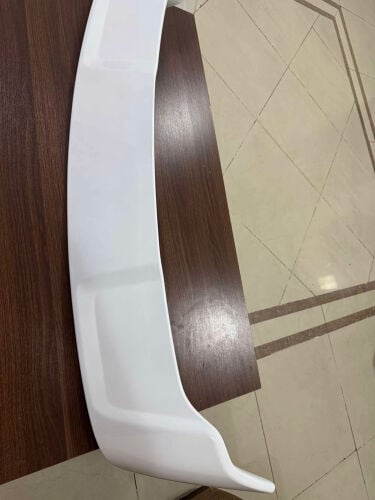 متوفر جناح سيارات صالون