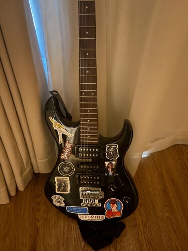 Yamaha guitar 