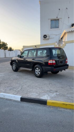 للبيع .