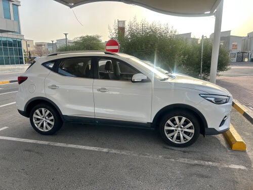 White MG ZS 2021