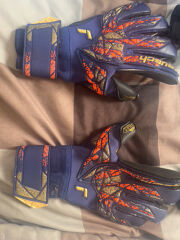 Goalkeeper gloves size 9 and 10
